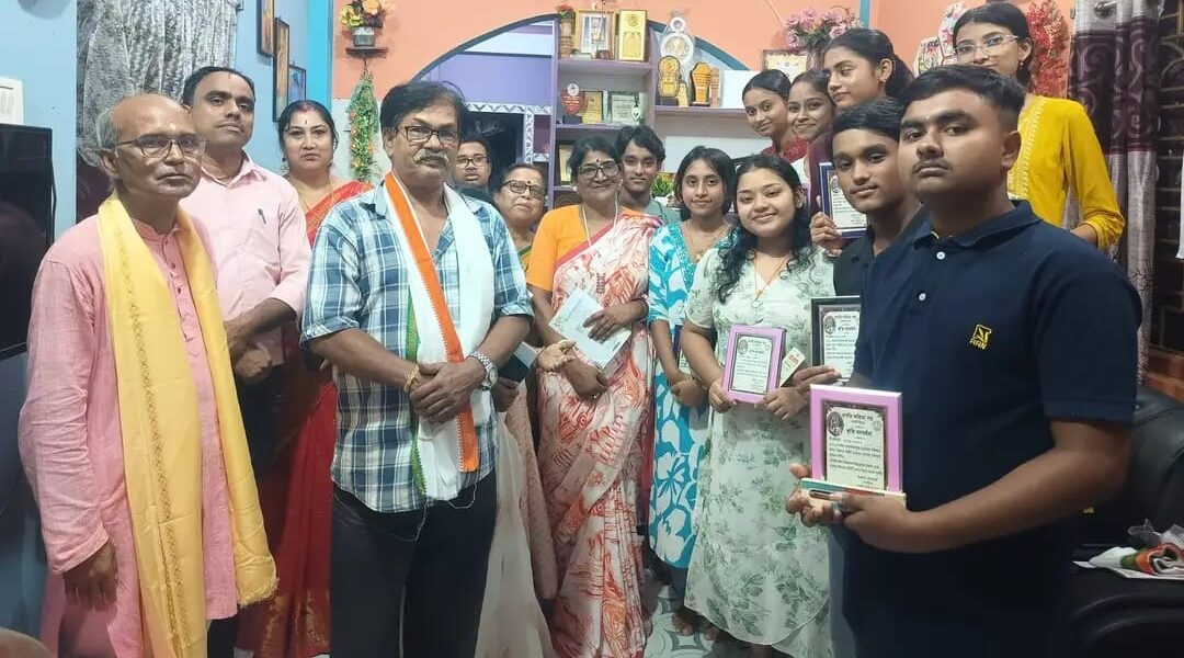 খোয়াইয়ে ‘প্রগতি সাহিত্যপত্র’র প্রথম সংখ্যার আবরণ উন্মোচন ও কৃতি ছাত্র-ছাত্রীদের সংবর্ধনা জ্ঞাপন!