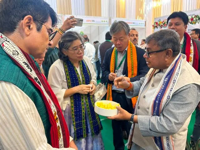 আন্তর্জাতিক বাজারে ত্রিপুরার জৈব কৃষিপণ্যের চাহিদা বাড়ছে, ৫১ বিদেশি ক্রেতার অংশগ্রহণ! আন্তর্জাতিক বাজারে ত্রিপুরার জৈব কৃষিপণ্যের চাহিদা বাড়ছে, ৫১ বিদেশি ক্রেতার অংশগ্রহণ!